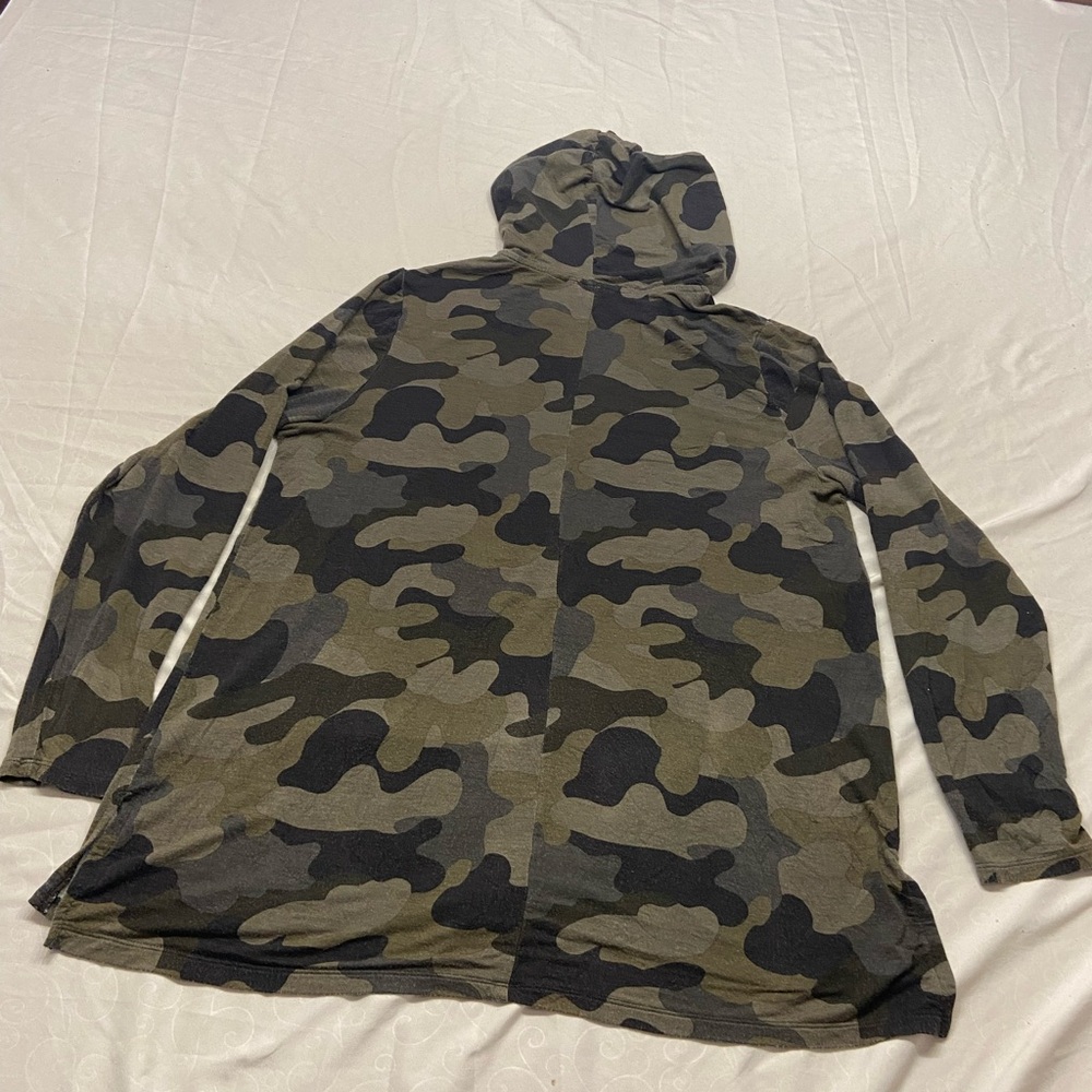 Camouflage Hooded Long Sleeve Shirt
